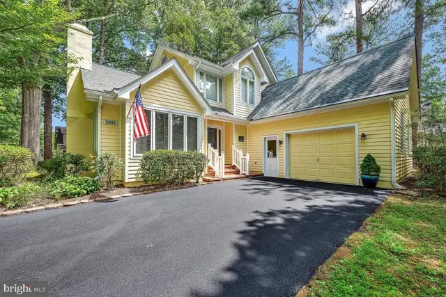 14600 Honeysuckle Way, Issue