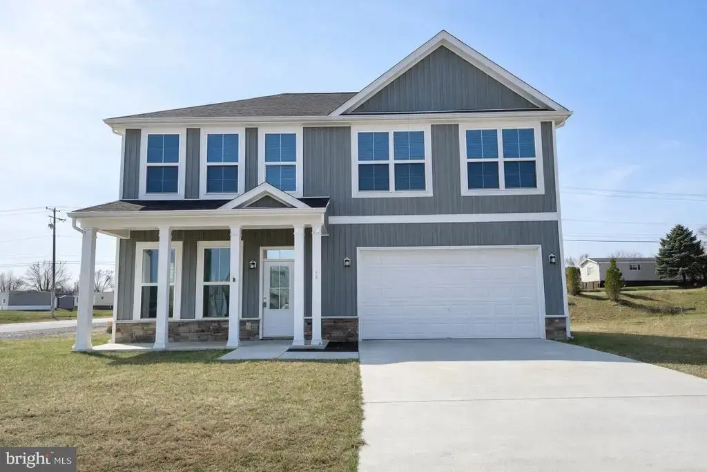19 Bonita Pine Trl, MARTINSBURG