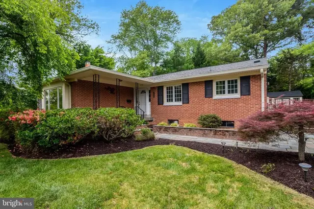 2106 Basset St, Alexandria