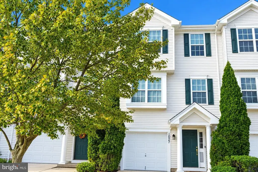 1027 Moore Rd, WEST DEPTFORD