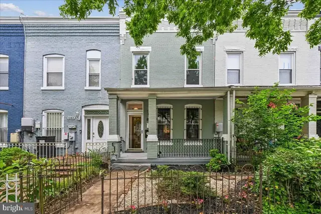 1261 Morse St Ne, Washington