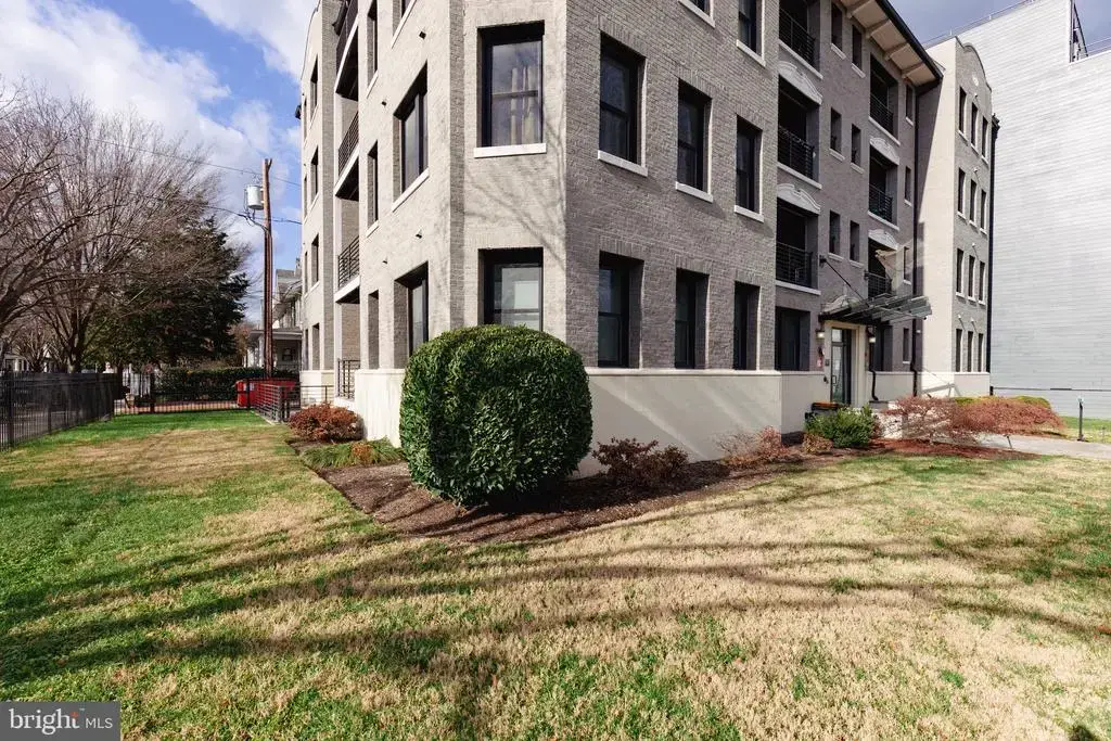 4800 Georgia Ave Nw #104, WASHINGTON