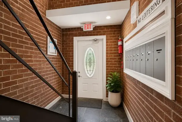 4820 C St Se #103, Washington