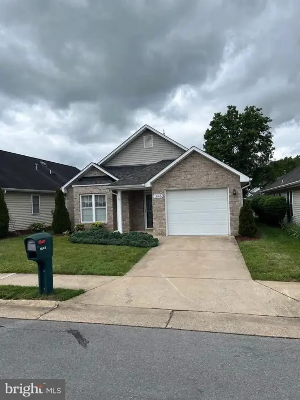 1845 Rosser Ln, WINCHESTER