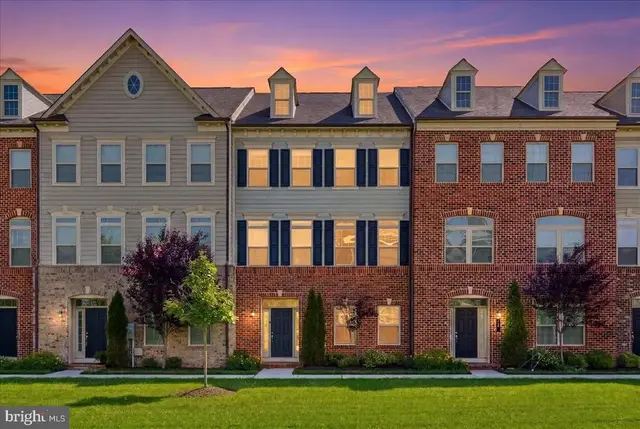 6 Wedge Way #24, Pikesville