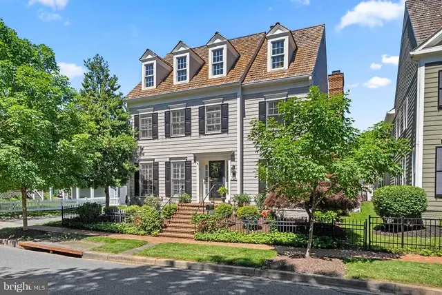 204 Massbury St, Gaithersburg