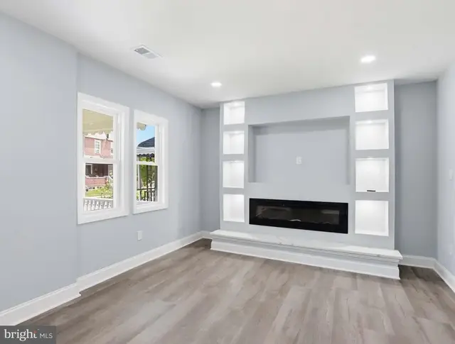 10 Rosedale St, Baltimore