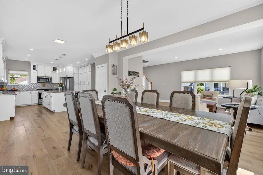 6416 Tisdale Ter, BETHESDA