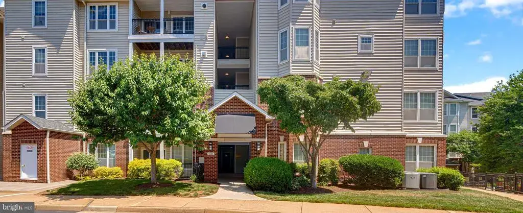 1530 Spring Gate Dr #9113, MCLEAN