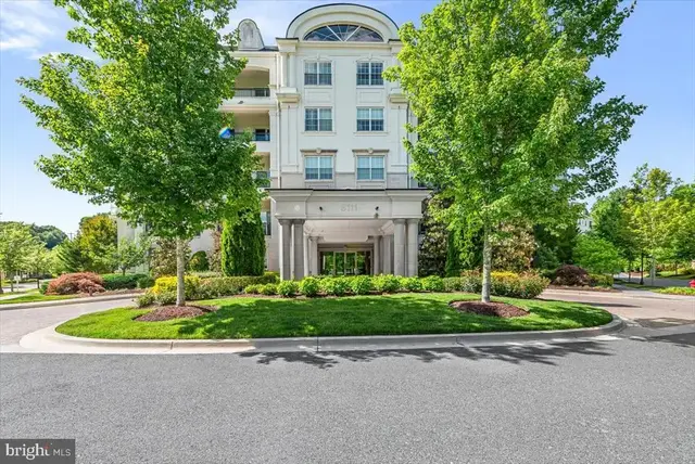 8111 River Rd #131, Bethesda