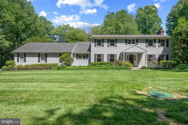 1258 Heritage Farms Ct, Sykesville