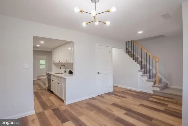 110 Oak Dr, Stafford
