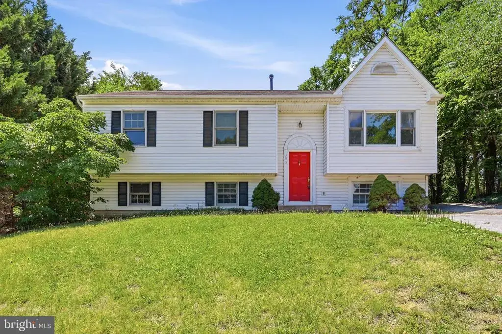 303 Pembridge Dr, WINCHESTER