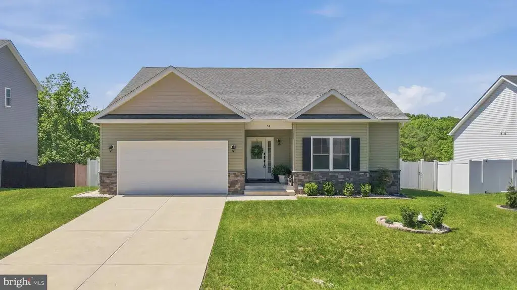 54 Larimar Ln, INWOOD