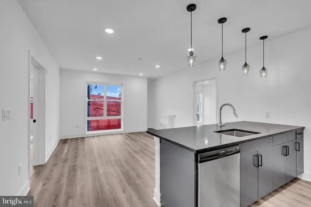 330 Cecil B Moore Ave #306, PHILADELPHIA