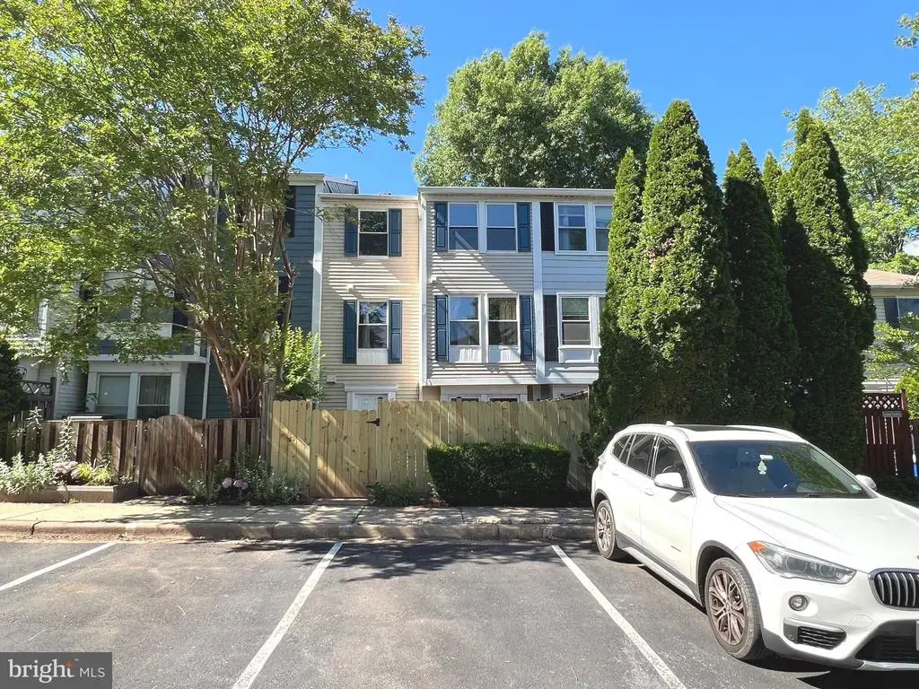48 Whitechurch Ct, GERMANTOWN