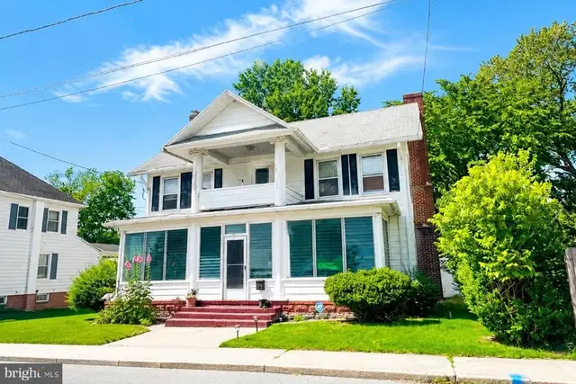 405 E Grove St, Delmar