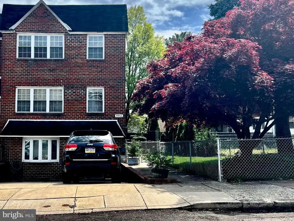 9911 Lackland Dr, PHILADELPHIA