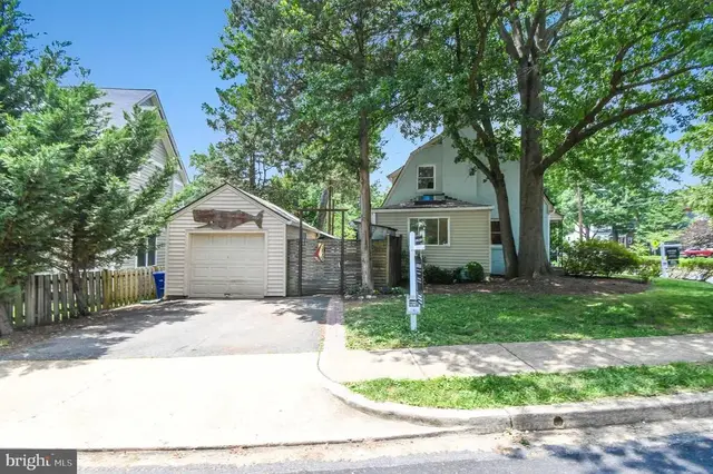 6100 Washington Blvd, Arlington