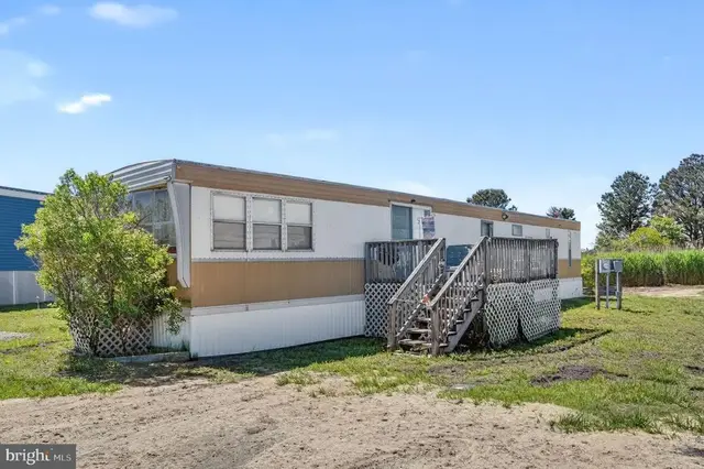 8284 Sea Bird Dr, Chincoteague Island