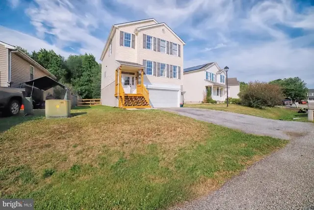 410 Wood Duck Dr, Greensboro