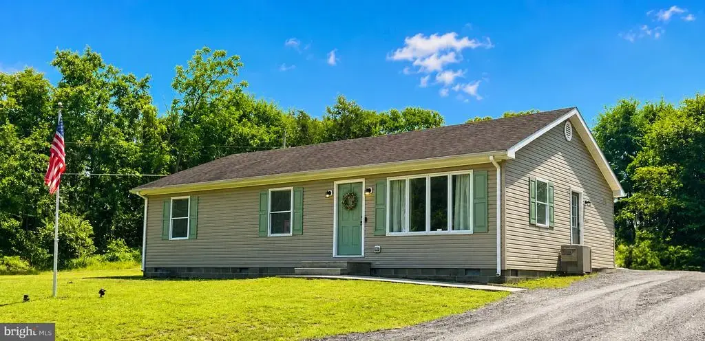 10994 Henry Dr, SEAFORD