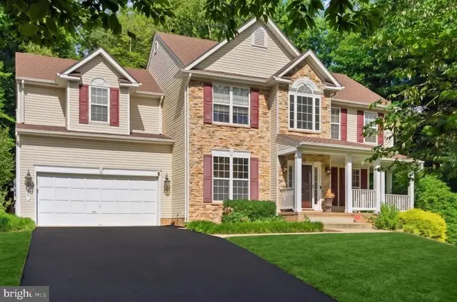 24 Pocahontas Ct, La Plata