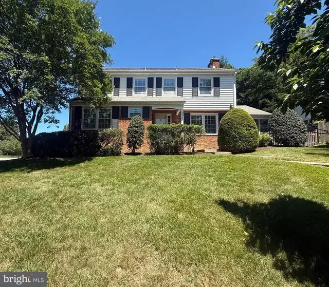 6717 Pemberton St, Bethesda