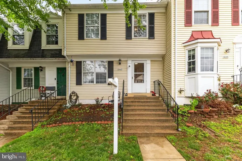 8449 Georgian Ct, MANASSAS