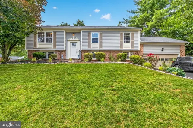13413 Wisteria Dr, Germantown
