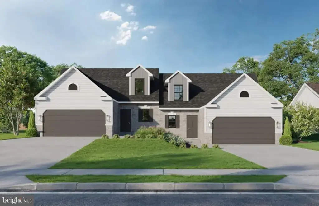 73 Castle Dr #lot 22, ROBESONIA