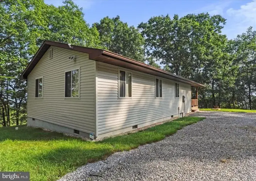883 White Oak Crossing Rd, MOOREFIELD