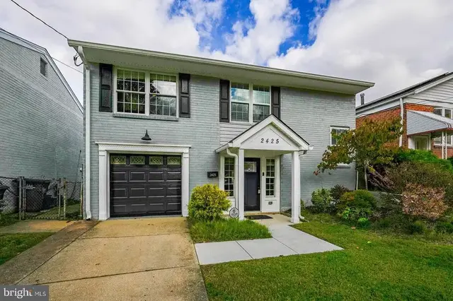 2425 Skyland Pl Se, Washington