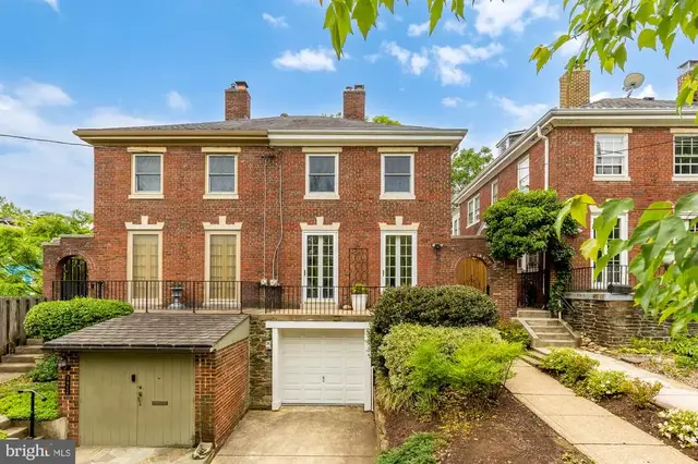 3414 Porter St Nw, Washington