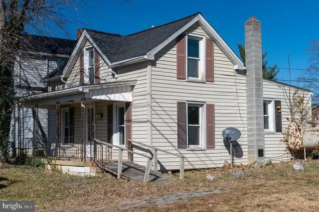 488 Ash St, Strasburg
