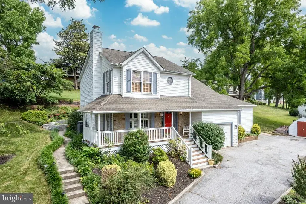 15 Ridge View Dr, WESTMINSTER