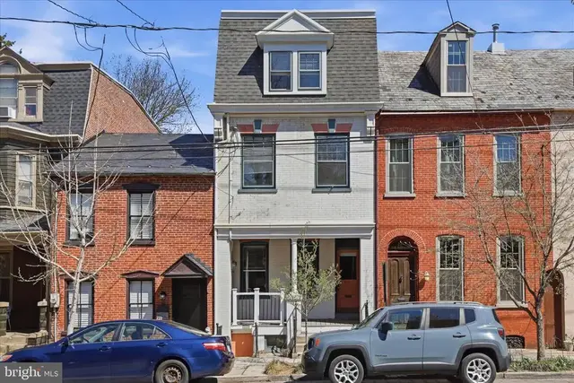231 N Mulberry St, Lancaster