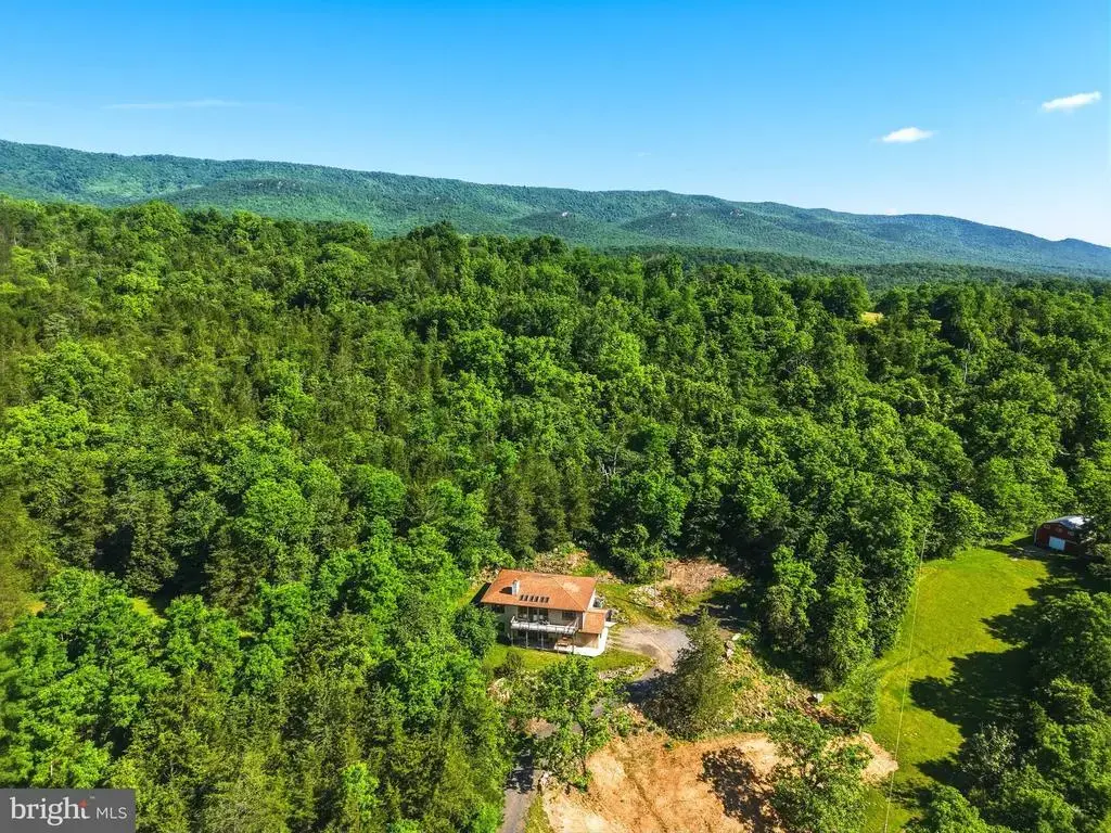 1639 Sugar Hill Rd, MAURERTOWN