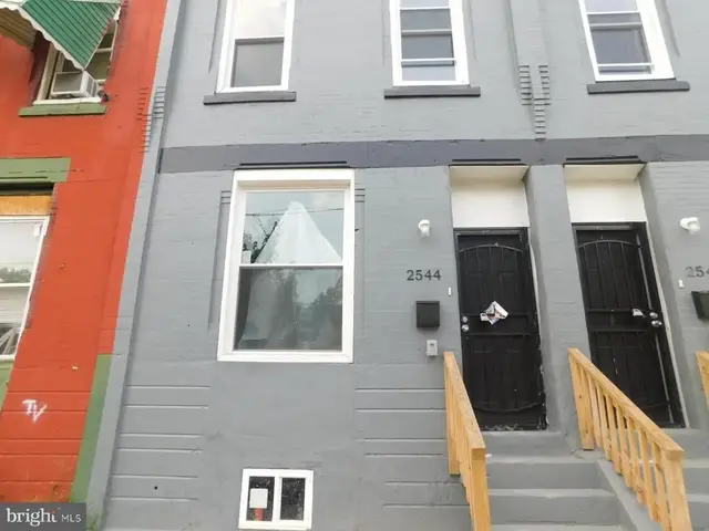 2544 N Sydenham St, Philadelphia