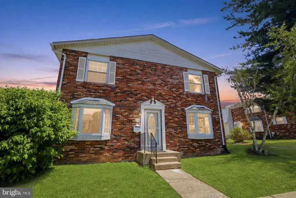 392 Rutgers Ct, BENSALEM