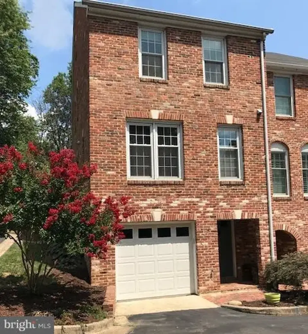 119 Shooters Ct, ALEXANDRIA