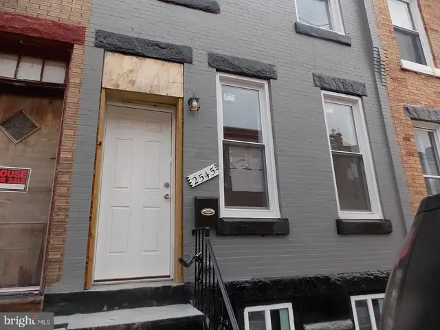 2545 N Natrona St, Philadelphia