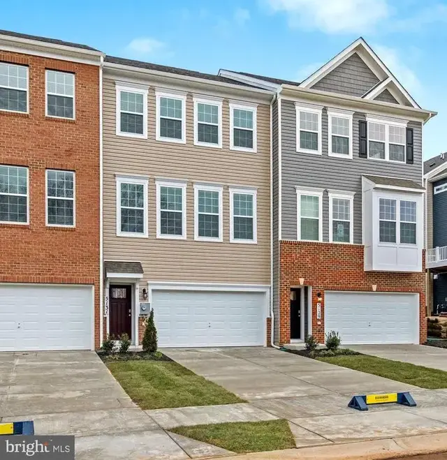 5131 Constitution St, Frederick