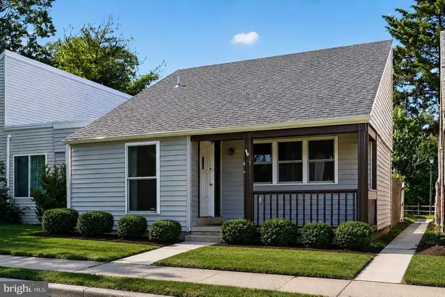 45 Marlborough Ct, New Castle