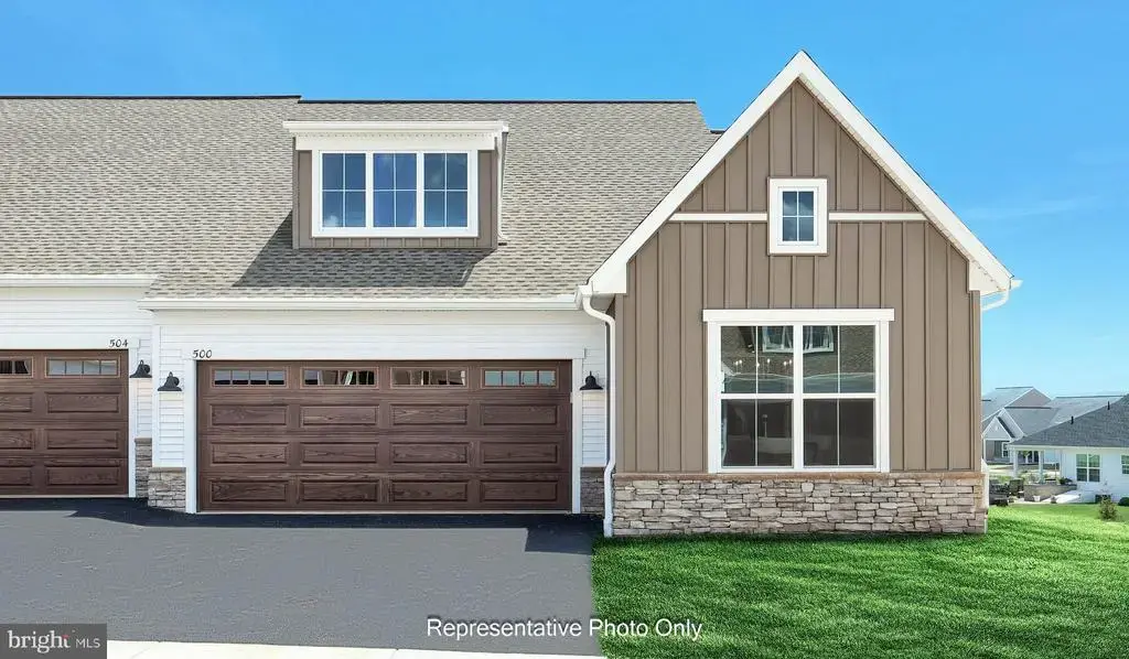 524 Stone Gate Blvd, ANNVILLE