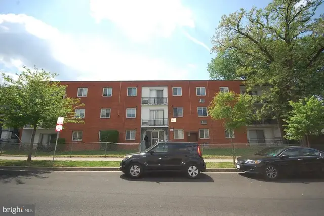 1721 T St Se, Washington