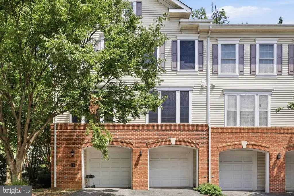7109 Mason Grove Ct #2, ALEXANDRIA