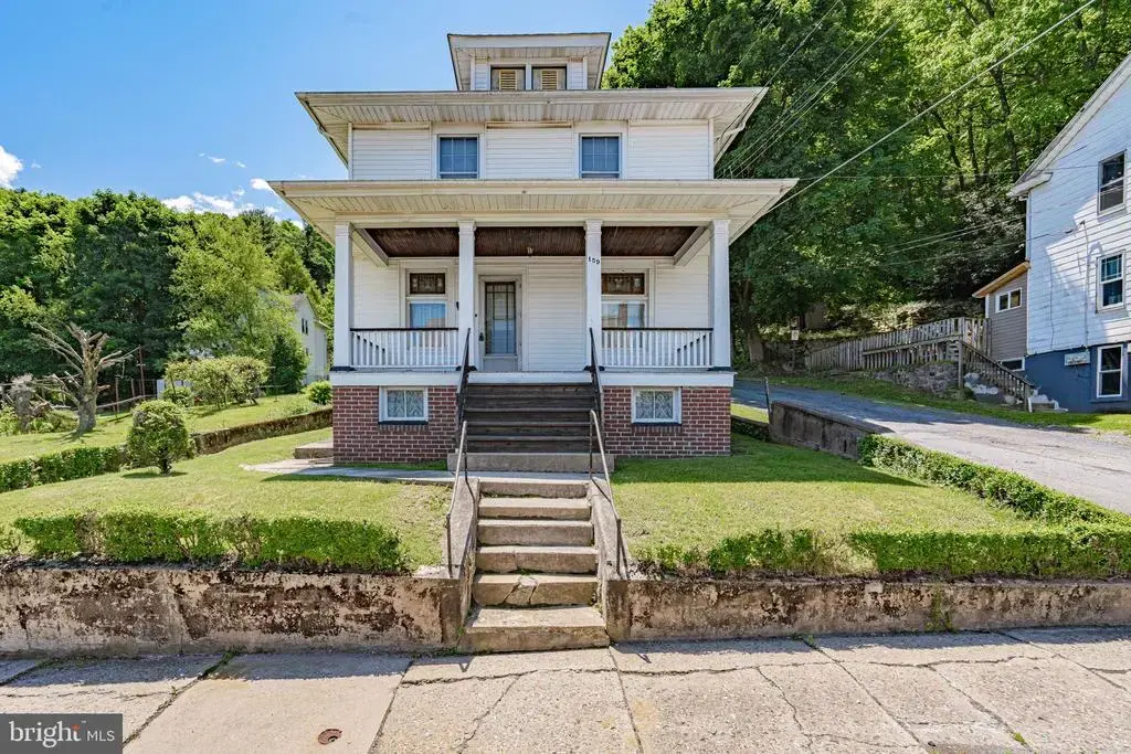 159 W Ridge St, NESQUEHONING