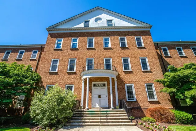 313 Park Ave #300, Falls Church