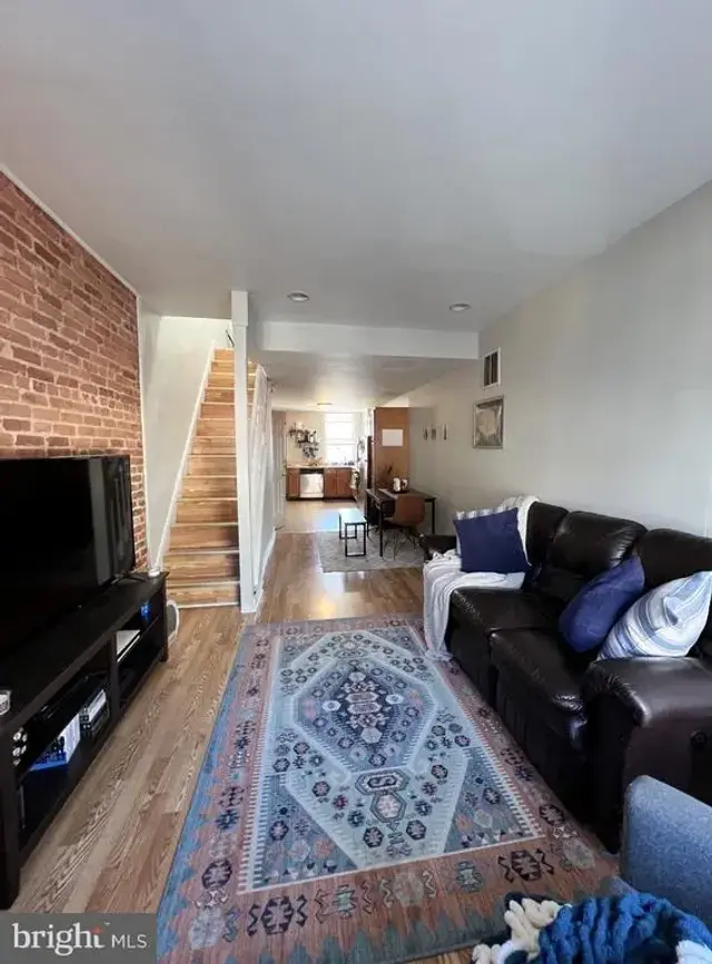 136 N Curley St, Baltimore